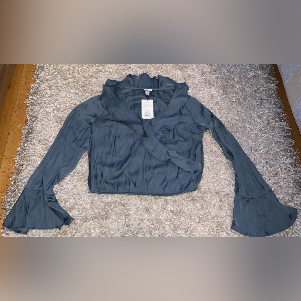 a new day Women's Slate Blouse with Flared Sleeves - size XS NWT